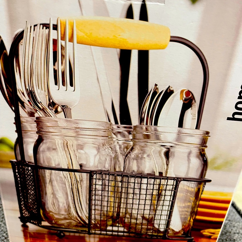 Home Essentials 4 caddy flatware set